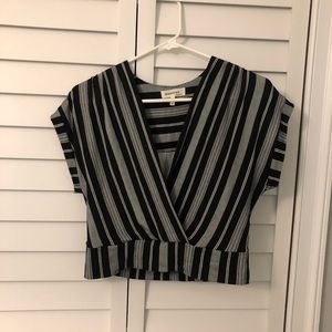🌸 Monteau Striped Crop Top